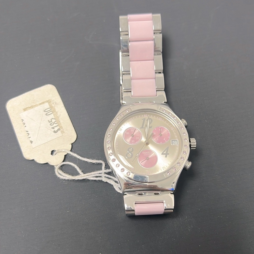 Swatch woman